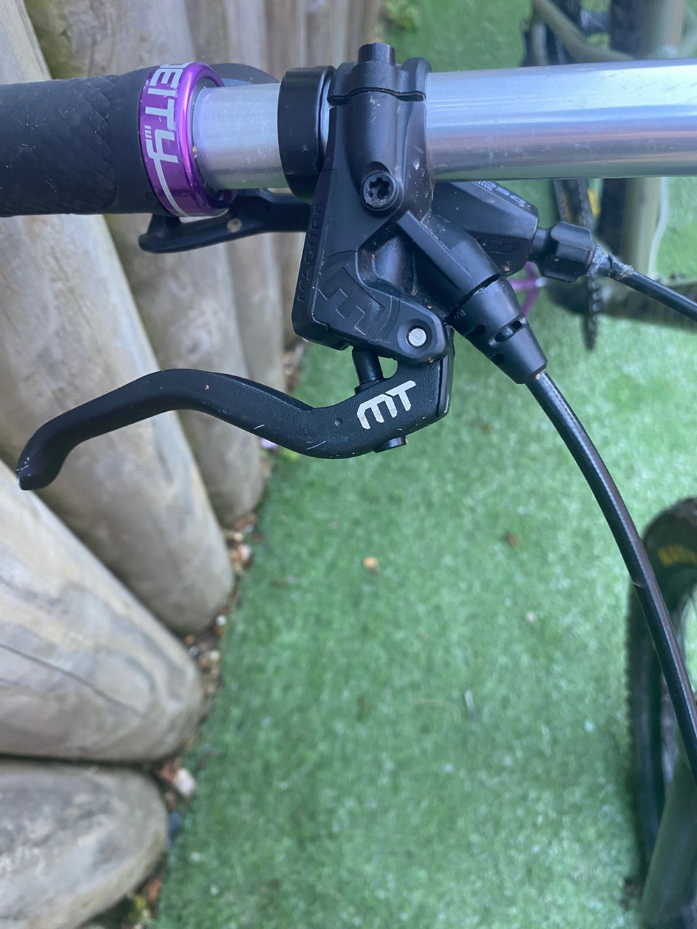 Specialized Rockhopper comp 2025