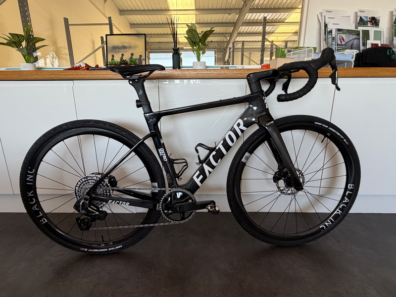 Factor Ostro Gravel - SRAM Force 2025