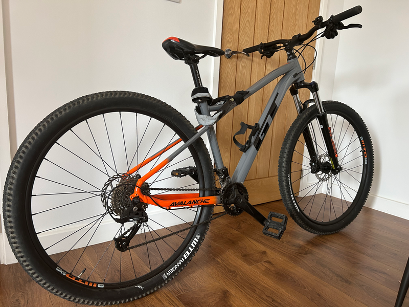 GT Avalanche Expert 2022