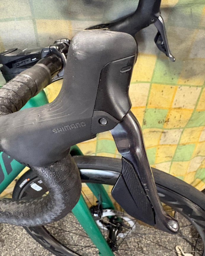 Merida Reacto 8000 Ultegra Di2 2025