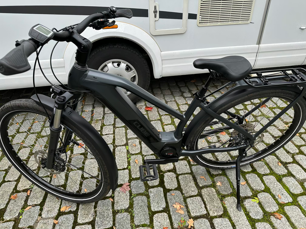 Cube kathmandu hybrid one 500 iridium n black trapeze 46cm XS 2020