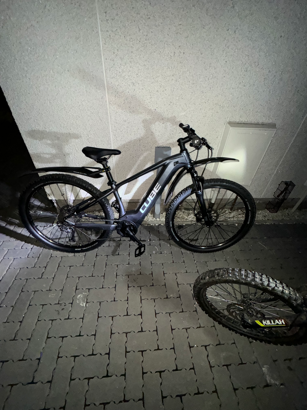 CUBE Reaction hybrid performance 625 2022