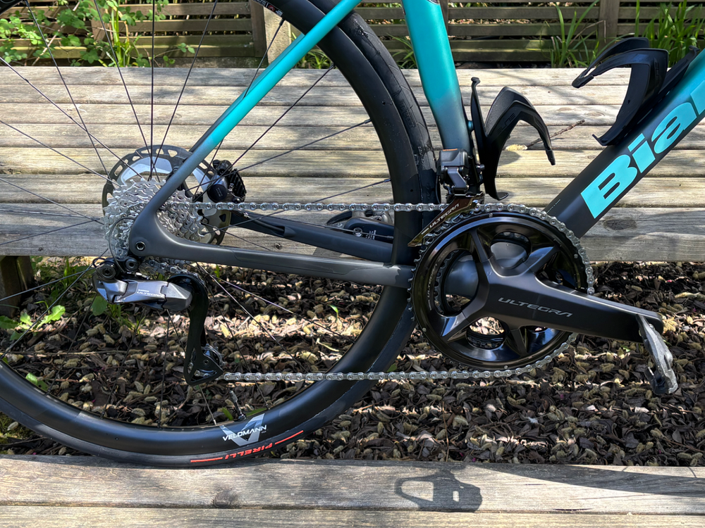 Bianchi Specialissima Pro Ultegra Di2 2025