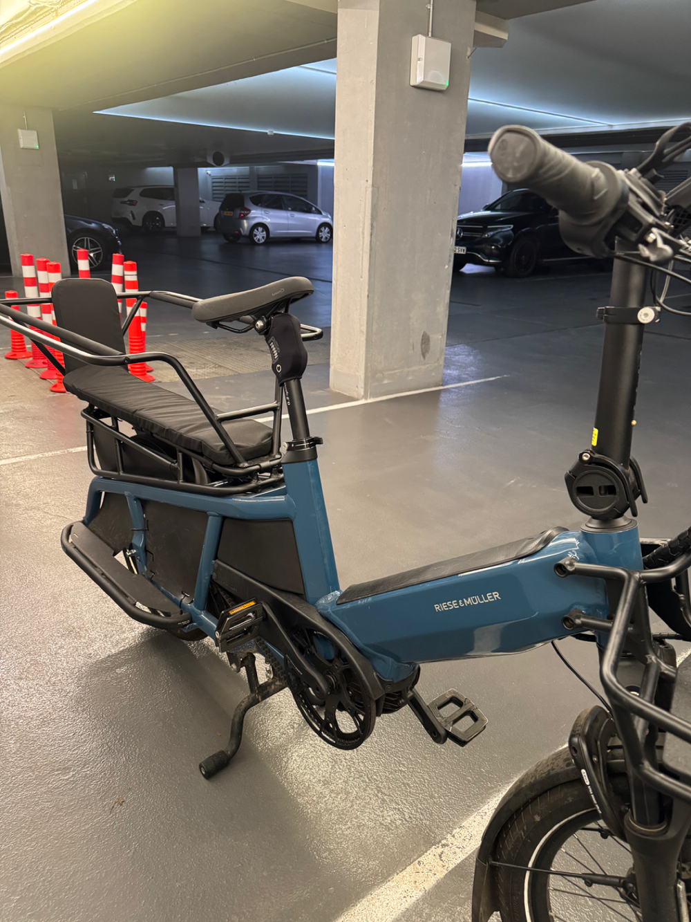 Riese & Muller Multitinker Touring Petrol Black Matt 2025