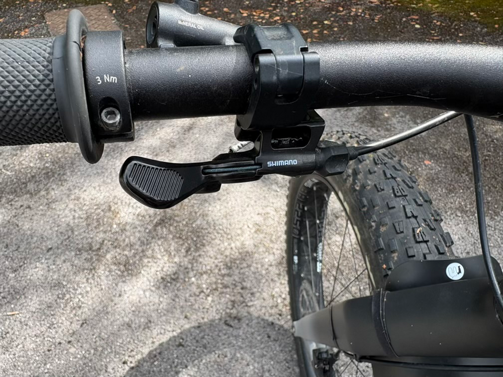 Canyon Dude CF 8 2022