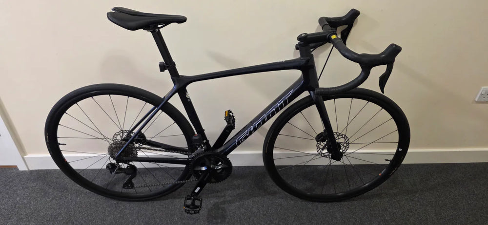 Giant TCR Advanced 1 - 105 Di2 Equipped - Asphalt 2025