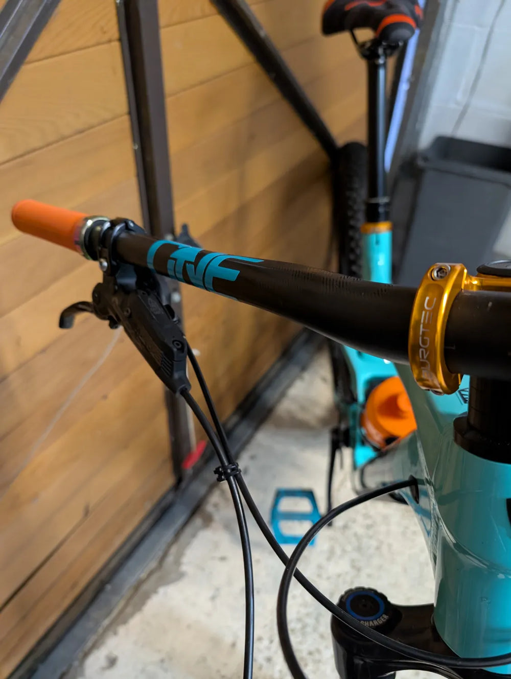 Trek Slash 8 2022