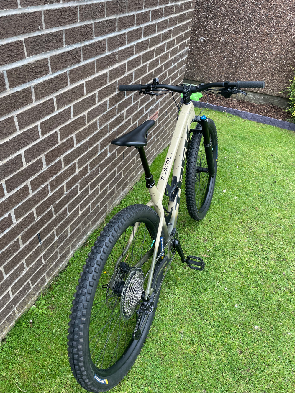 Trek Roscoe 9 2023