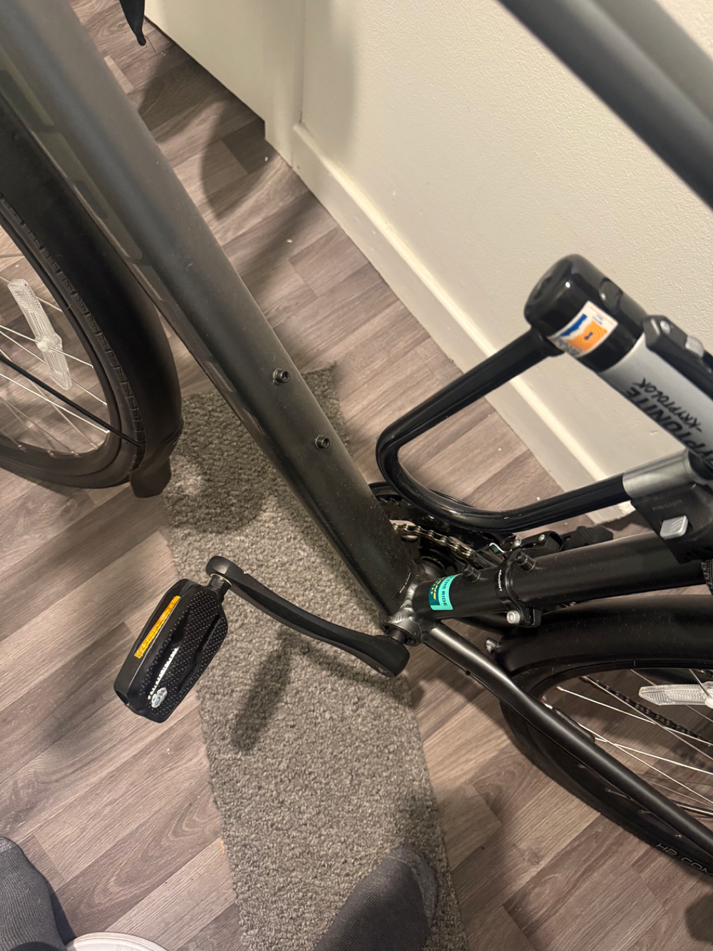 Trek FX 2 Disc Equipped 2022