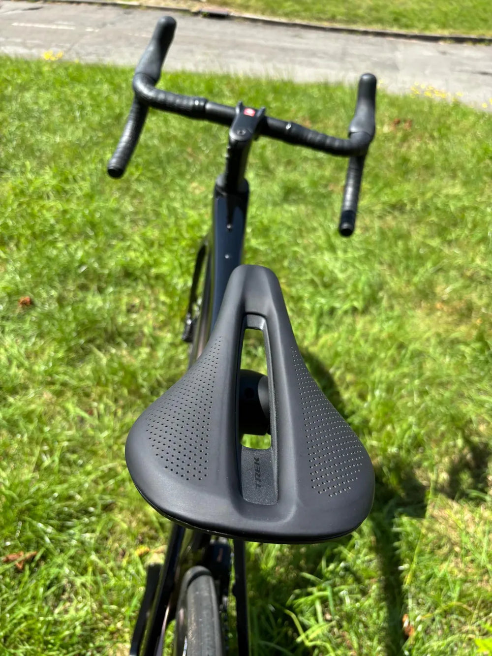 Trek Domane SL 6 Gen 4 Carbon Road 2026