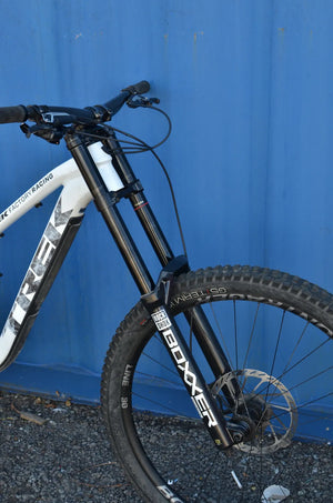 Trek Session 9 X01 2024