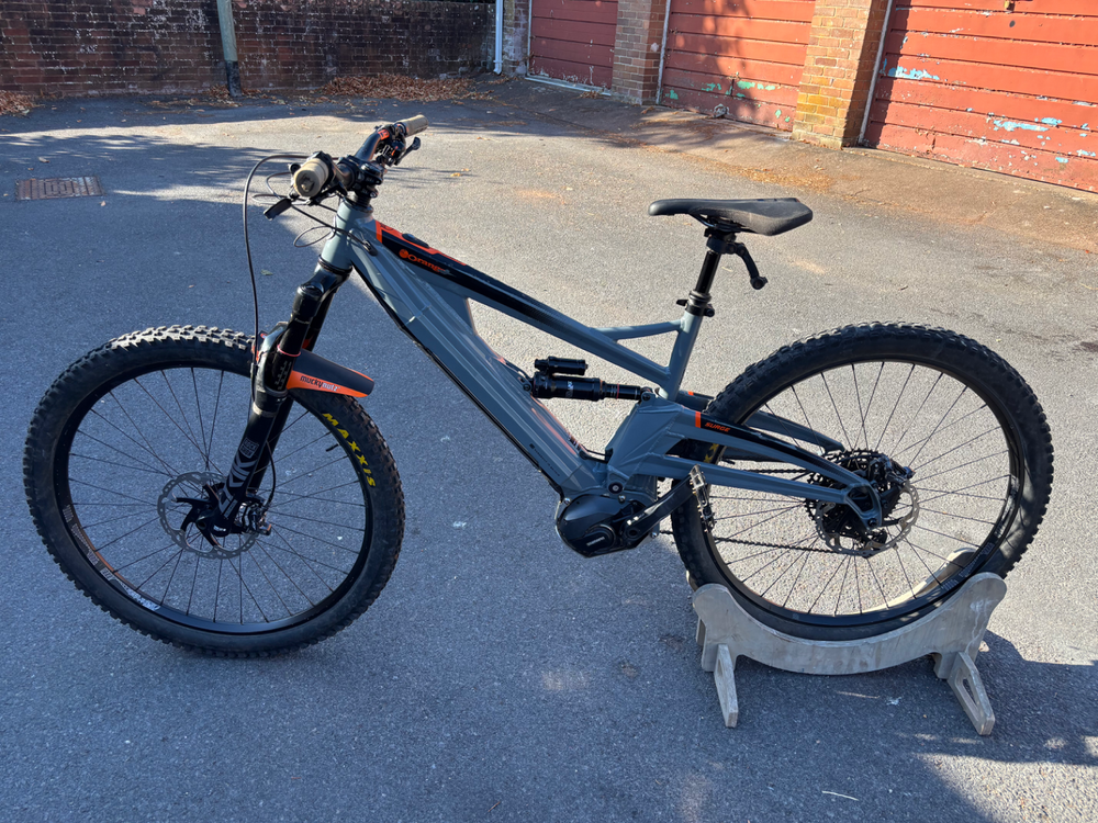 Orange Surge 29 RS 2020