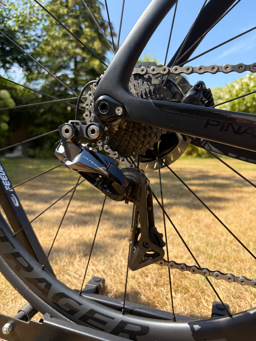 Pinarello Dogma F12 Dura Ace Di2 Disc 2022