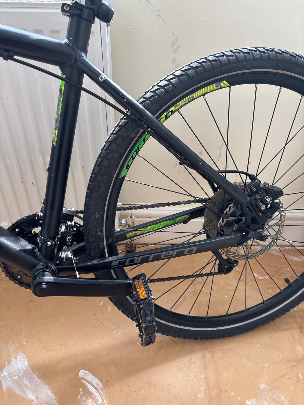 Carrera Subway 2 Mens Hybrid Bike 2020