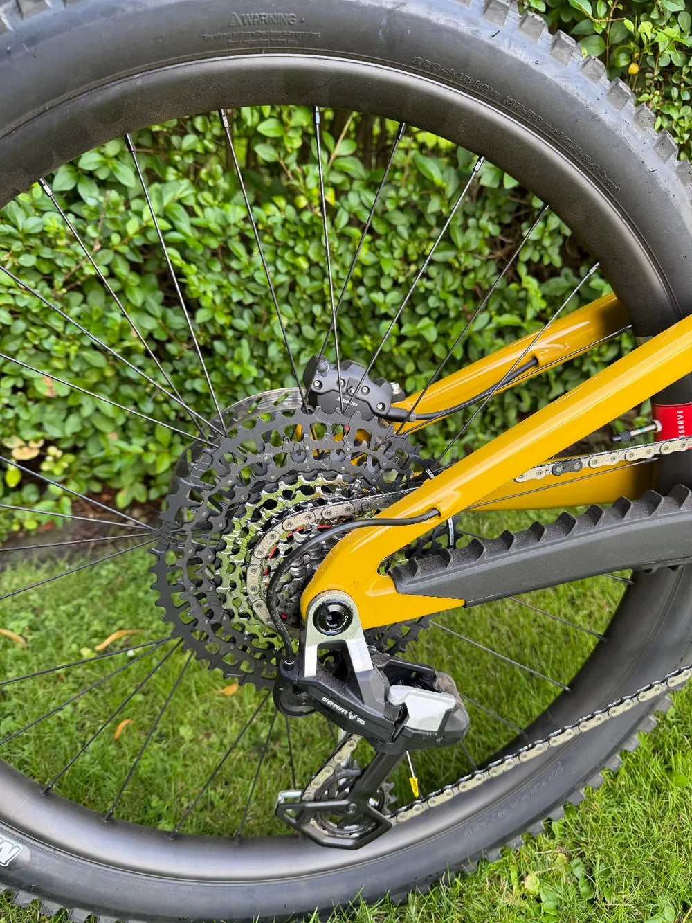 Santa Cruz Heckler SL 1.1 C Carbon MX 90 Yellow Stunning New Only 1 Month Ago 2026