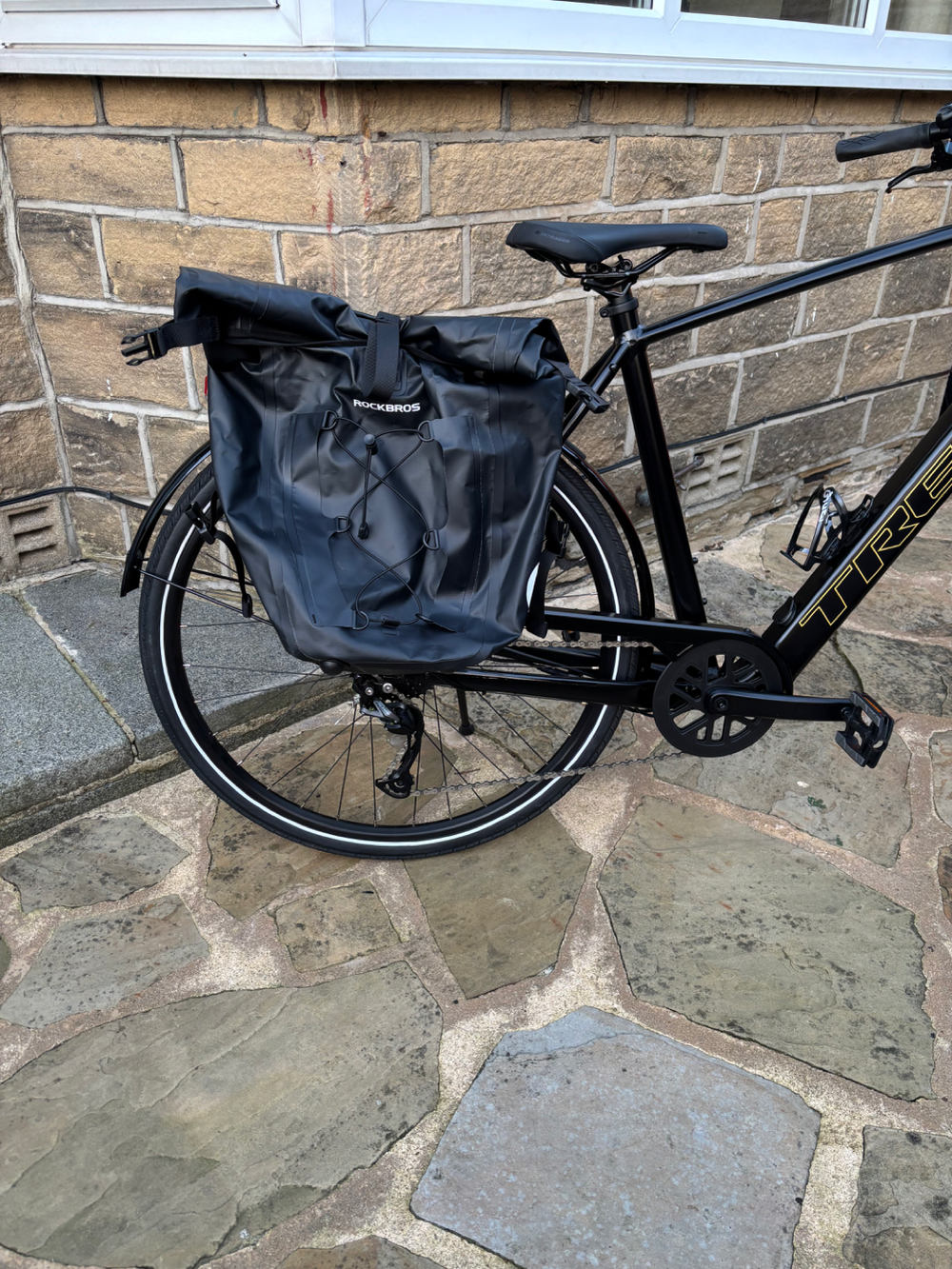 Trek FX+ 2 2023