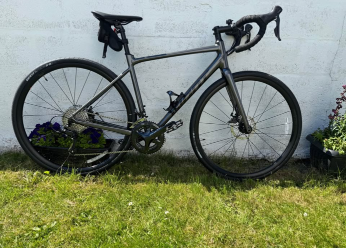 Giant Contend AR 3 2021