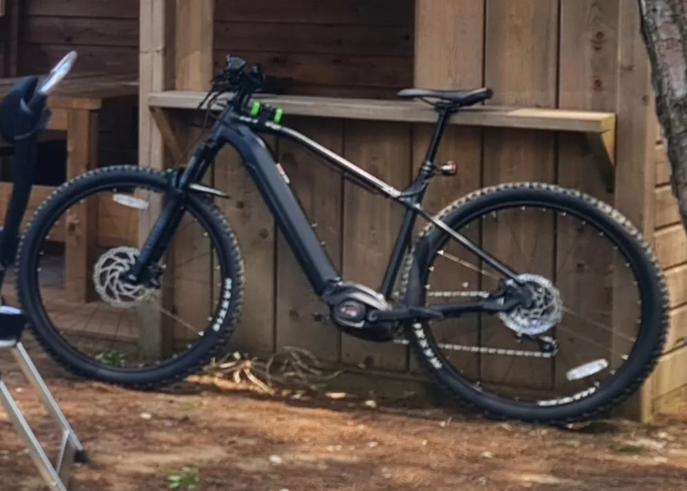 Whyte E-505 Hardtail Electric Mountain Bike 2022