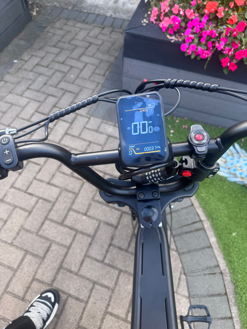 Hitway BK17 electric bike  2025