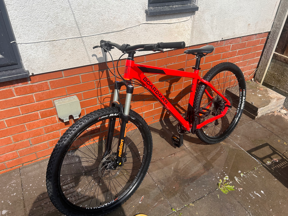 Boardman MHT 8.6 Red 2021