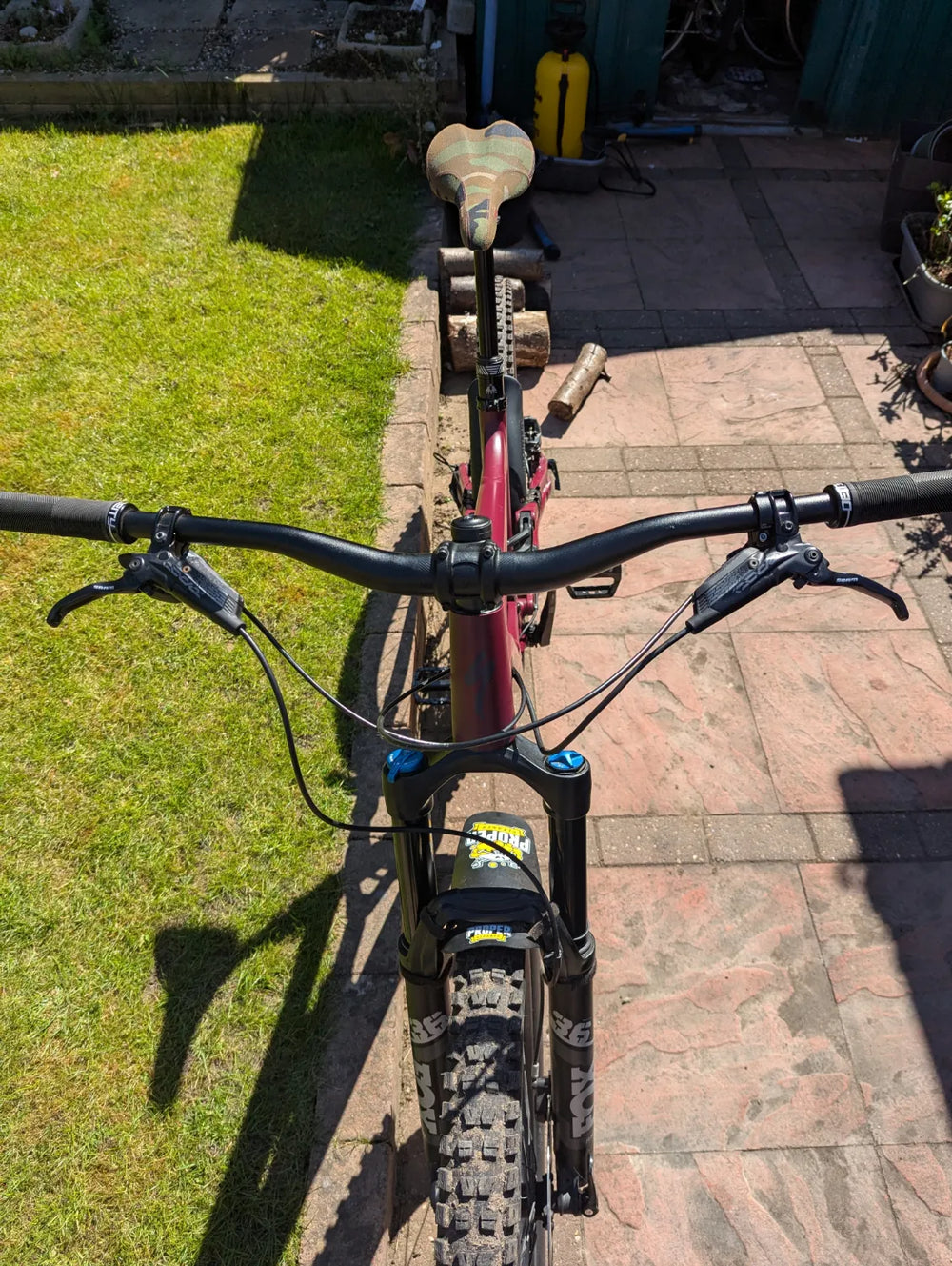 Specialized Status 140 2022