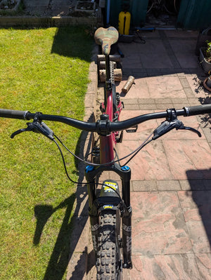 Specialized Status 140 2022