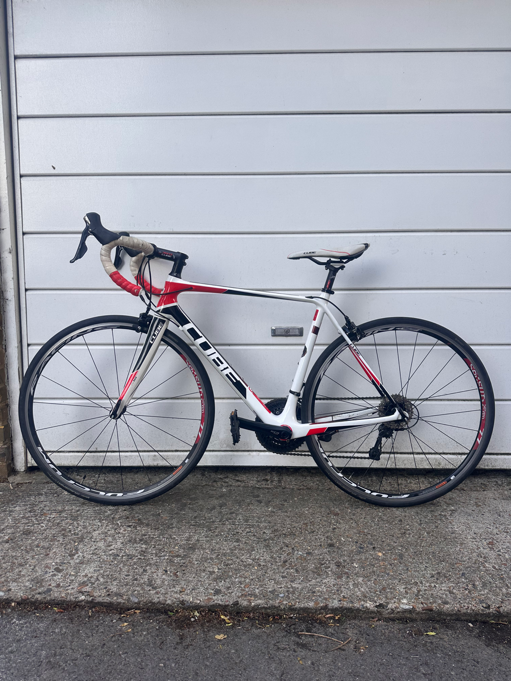 CUBE Agree GTC Pro Carbon 2015