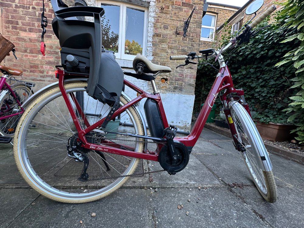 Cube Cube Ella Ride Hybrid 500 Electric Hybrid Bike in Red 2020
