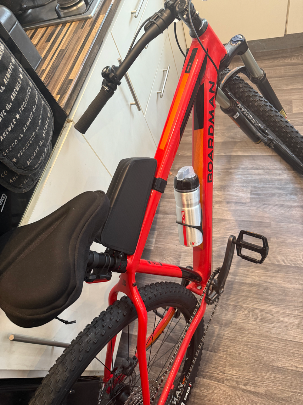 Boardman MHT 8.6 Red 2021