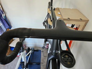Canyon Ultimate CF SLX 8 Force AXS 2025