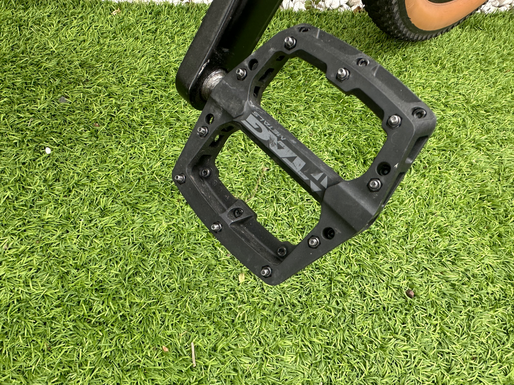 Voodoo BIZANGO-E 2022