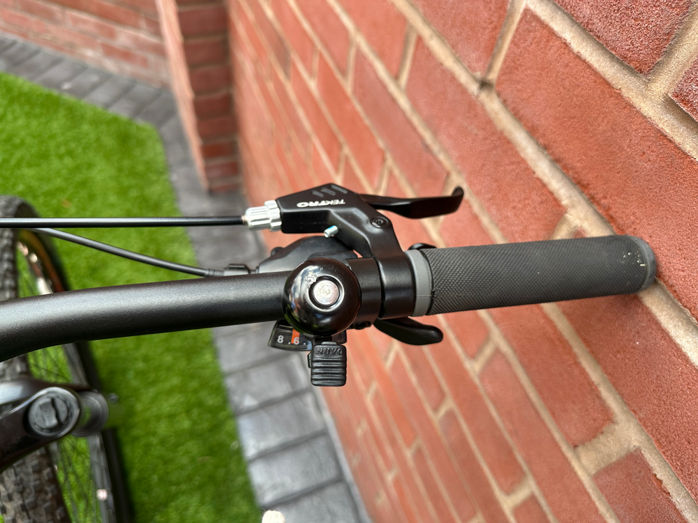 Carrera Vengeance-E Pro 2025