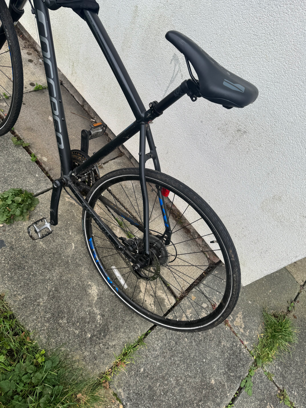 Carrera Crossfire 2 Mens Hybrid Bike 2020