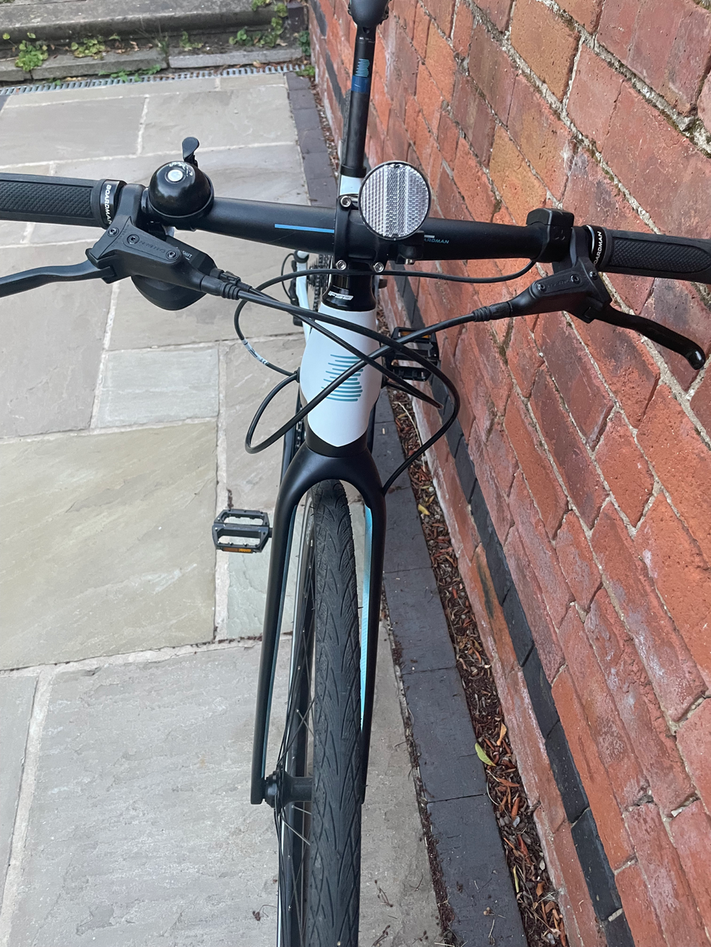 Boardman HYB 8 9e 2022