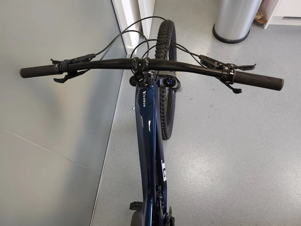 GT Force Carbon Elite 2023