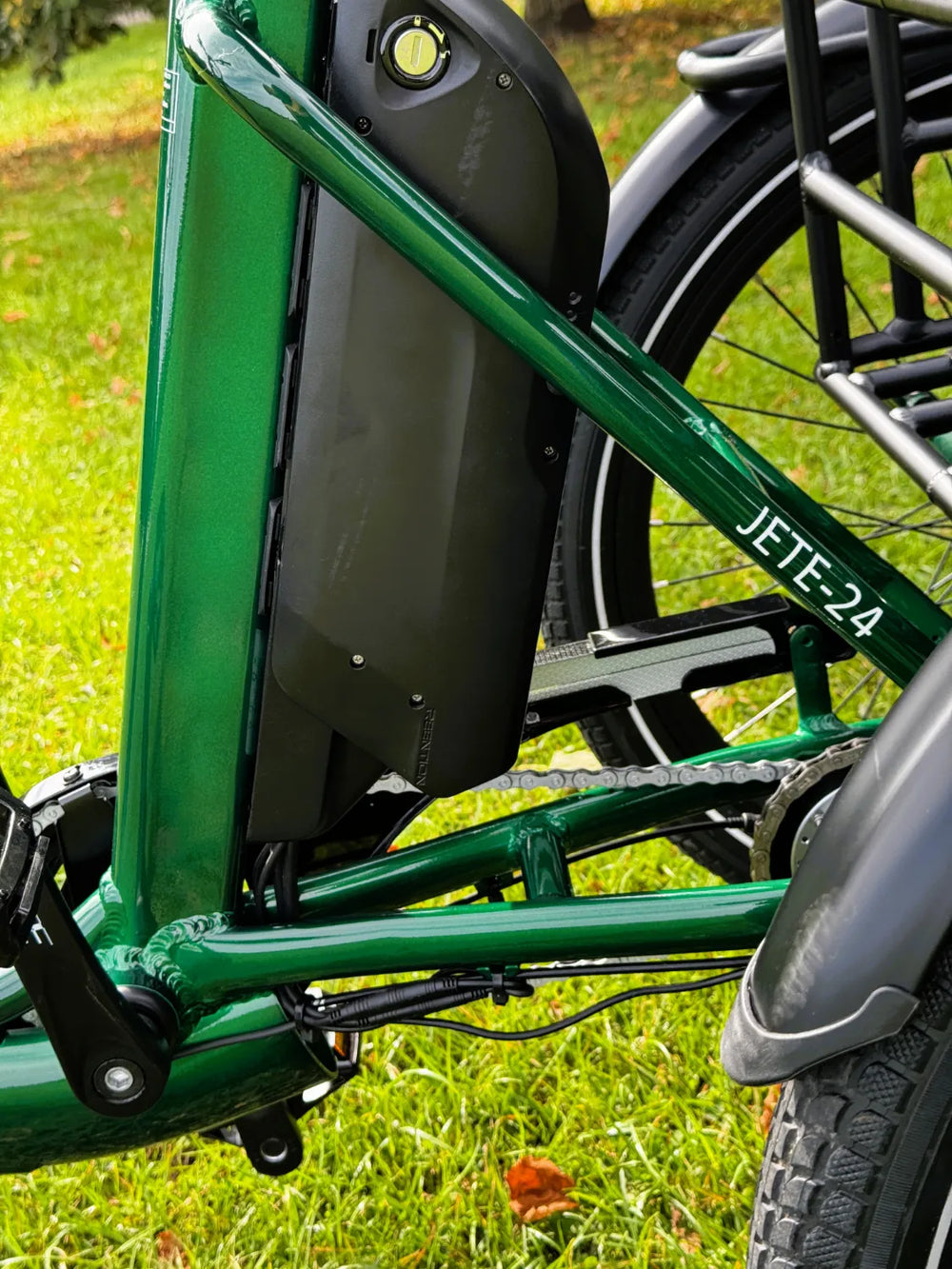 Jorvik JET-E Elite Electric Folding Tricycle 2022