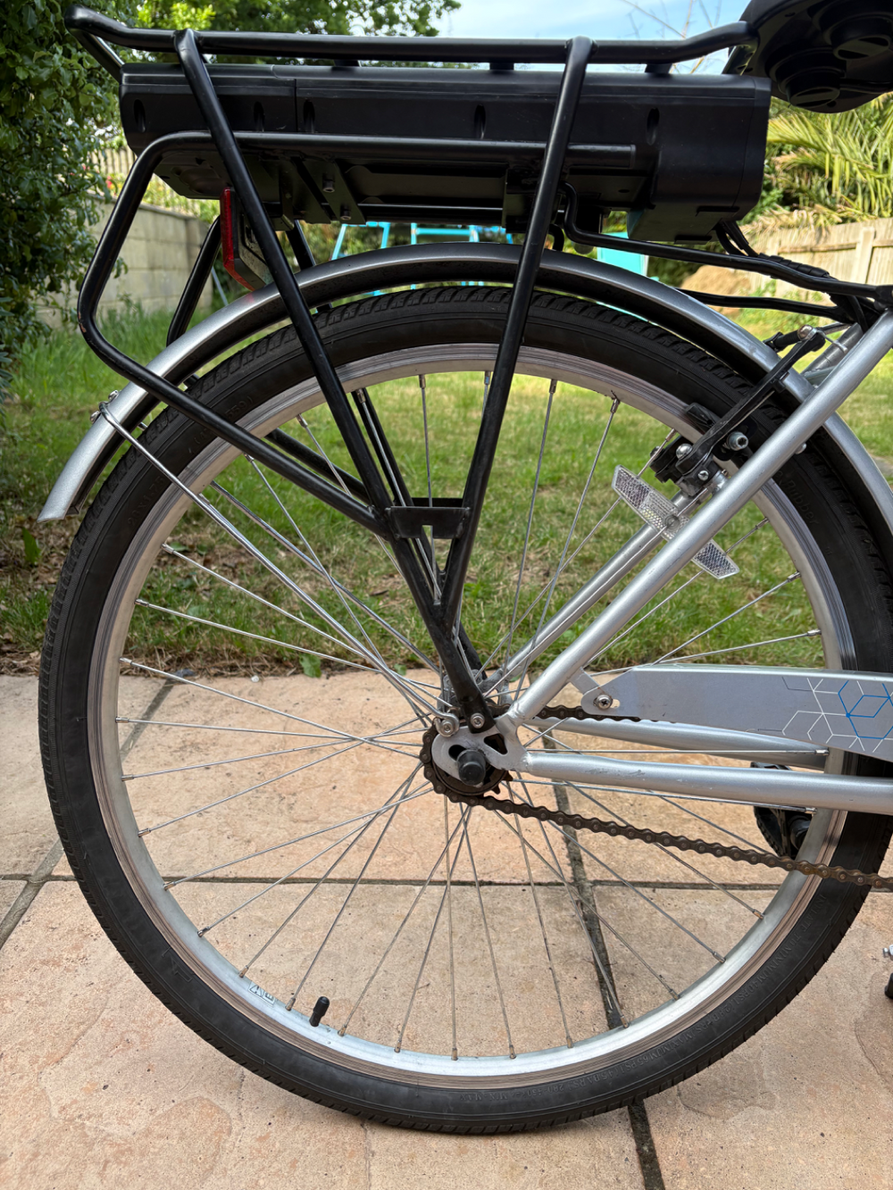 Assist Crossbar Hybrid Electric  2021