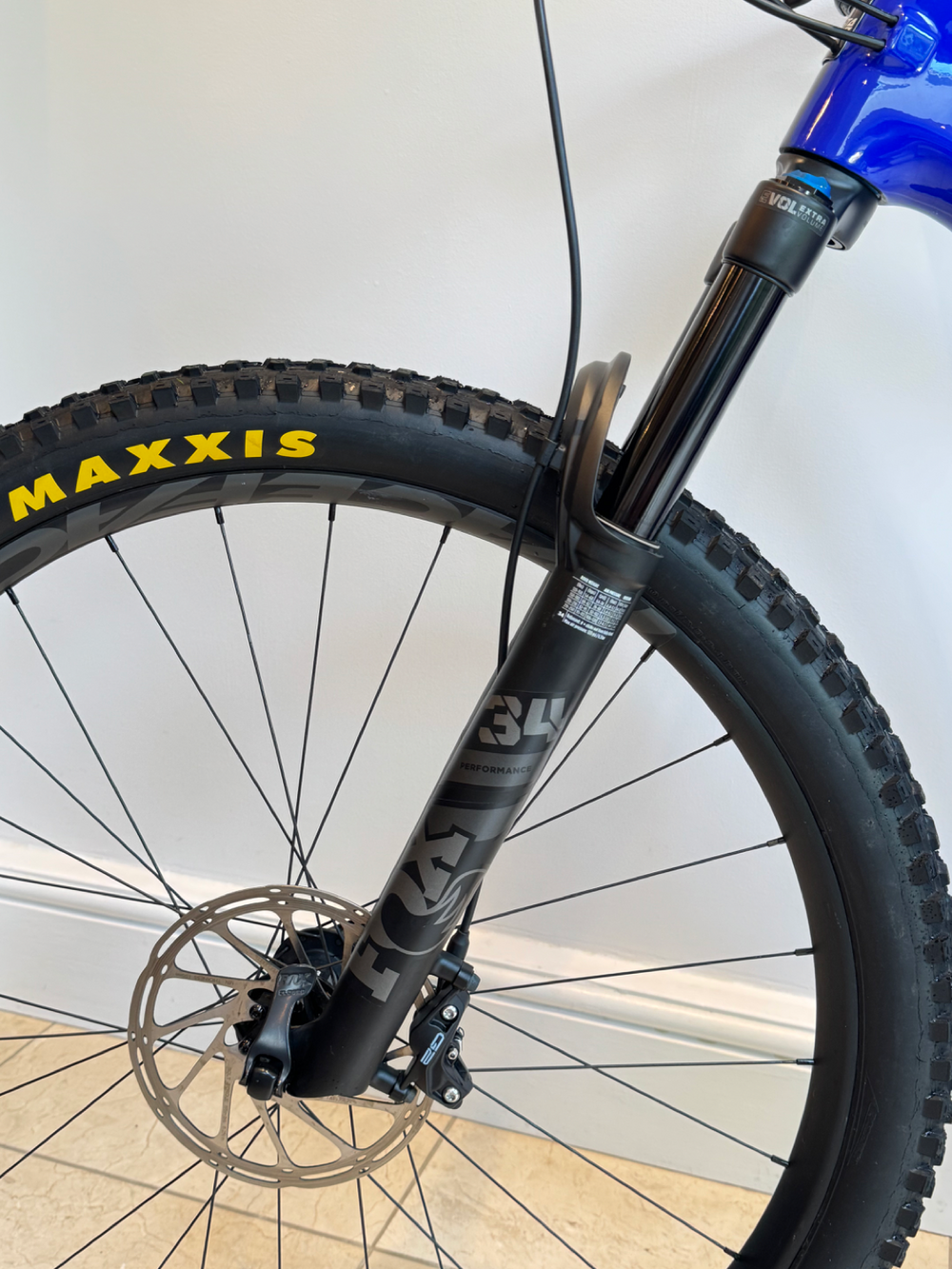 Santa Cruz TALLBOY S / Carbon C 2023