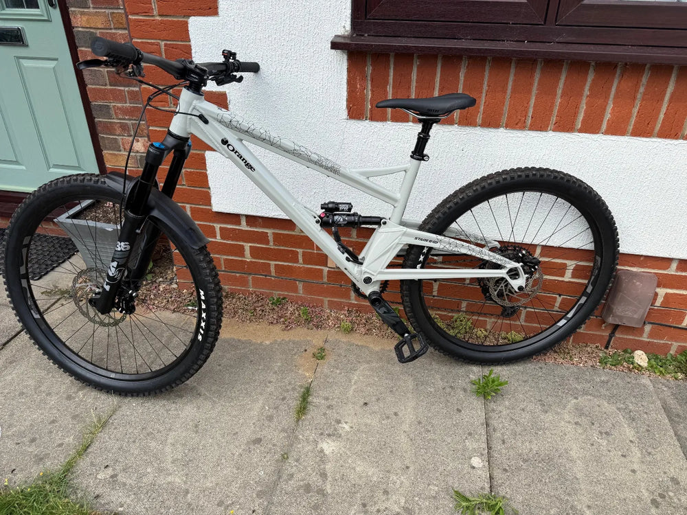 Orange Stage 6 Evo Pro 2023