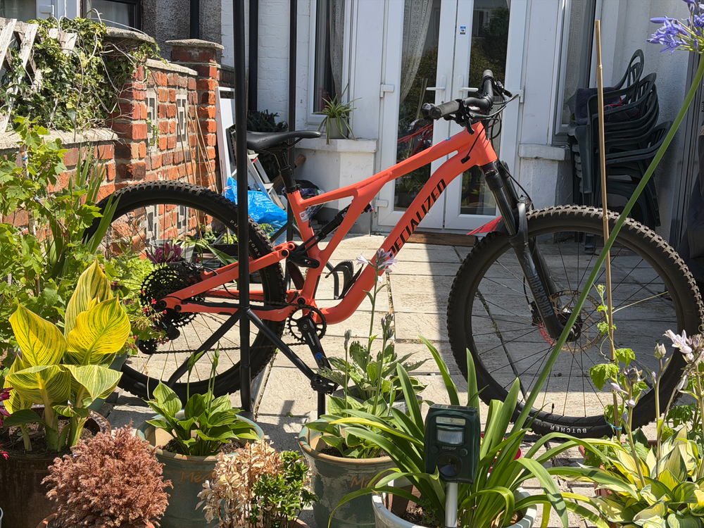 Specialized Stumpjumper 15 Alloy Dual Supension Lightweight 2025
