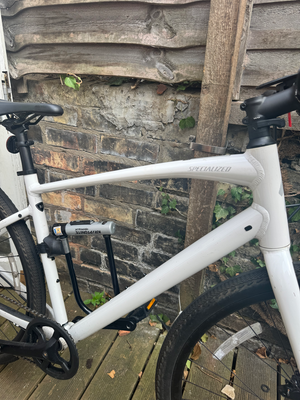 Specialized Sirrus 2.0 Hybrid 2026