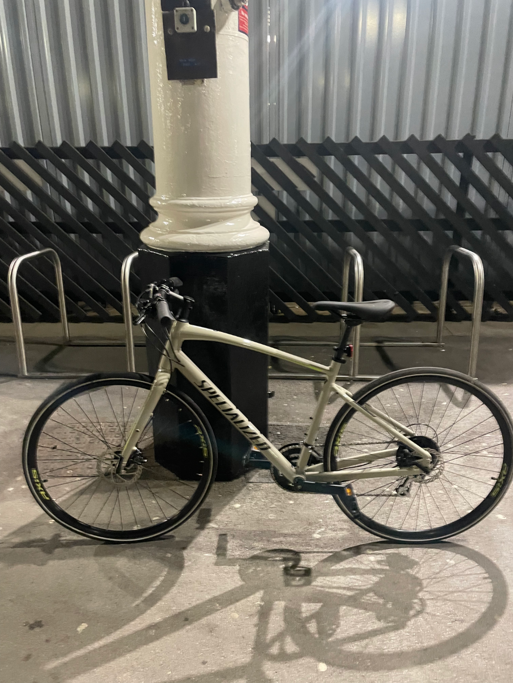 Specialized Sirrus 2.0 2022