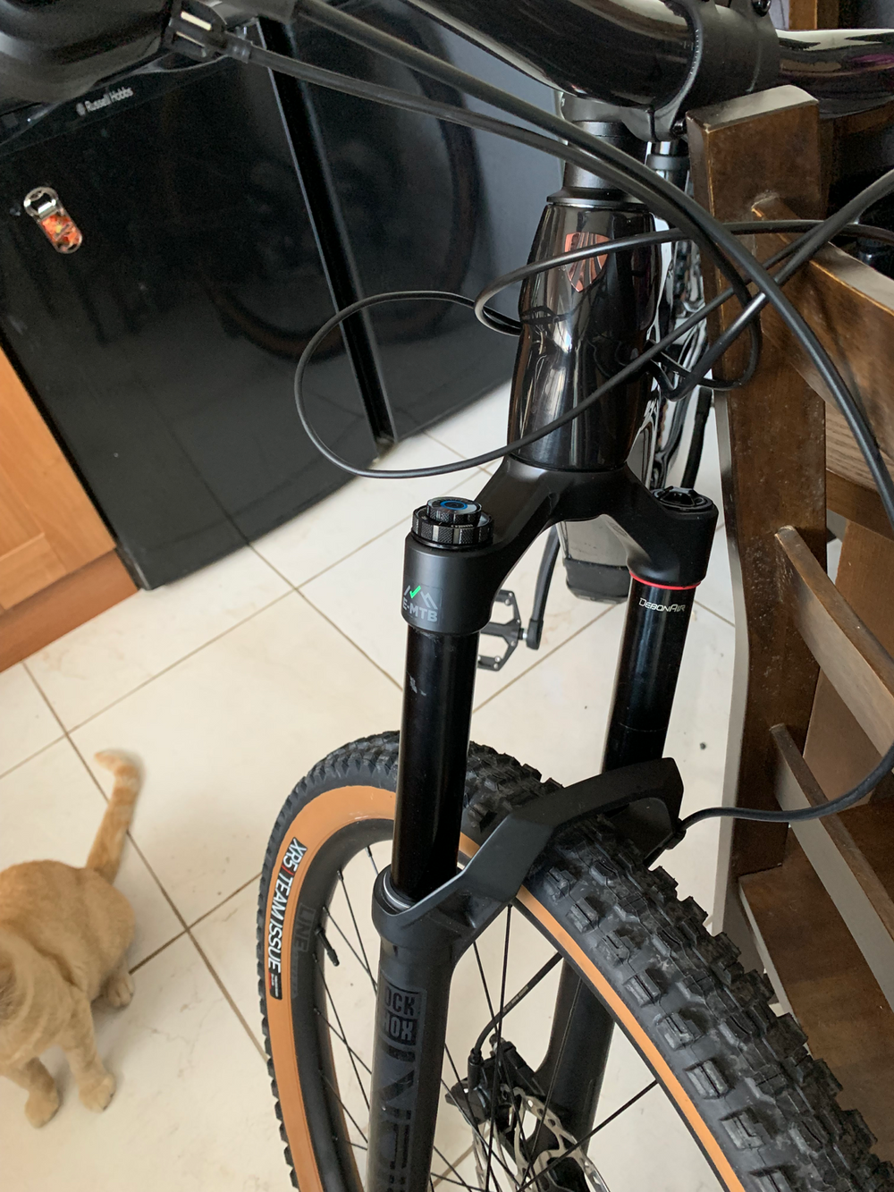 Trek Fuel Exe 9.7 Full Suspension 2025