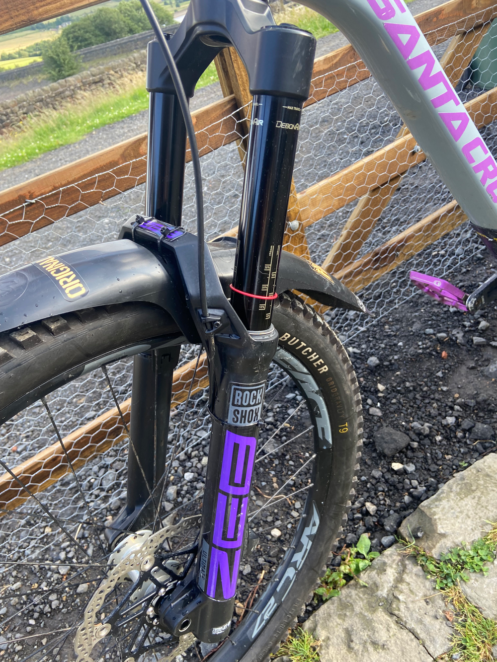 Santa Cruz Bronson R / Carbon C / MX 2022