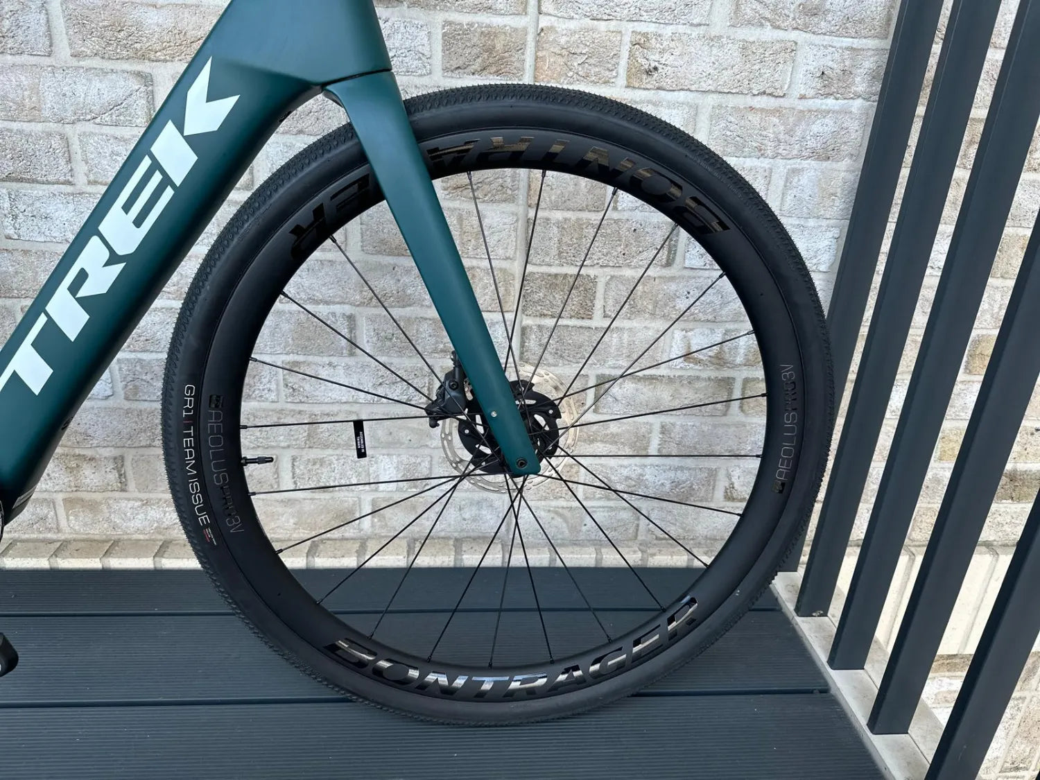 Trek Domane SLR 7 AXS Gen 4 2023