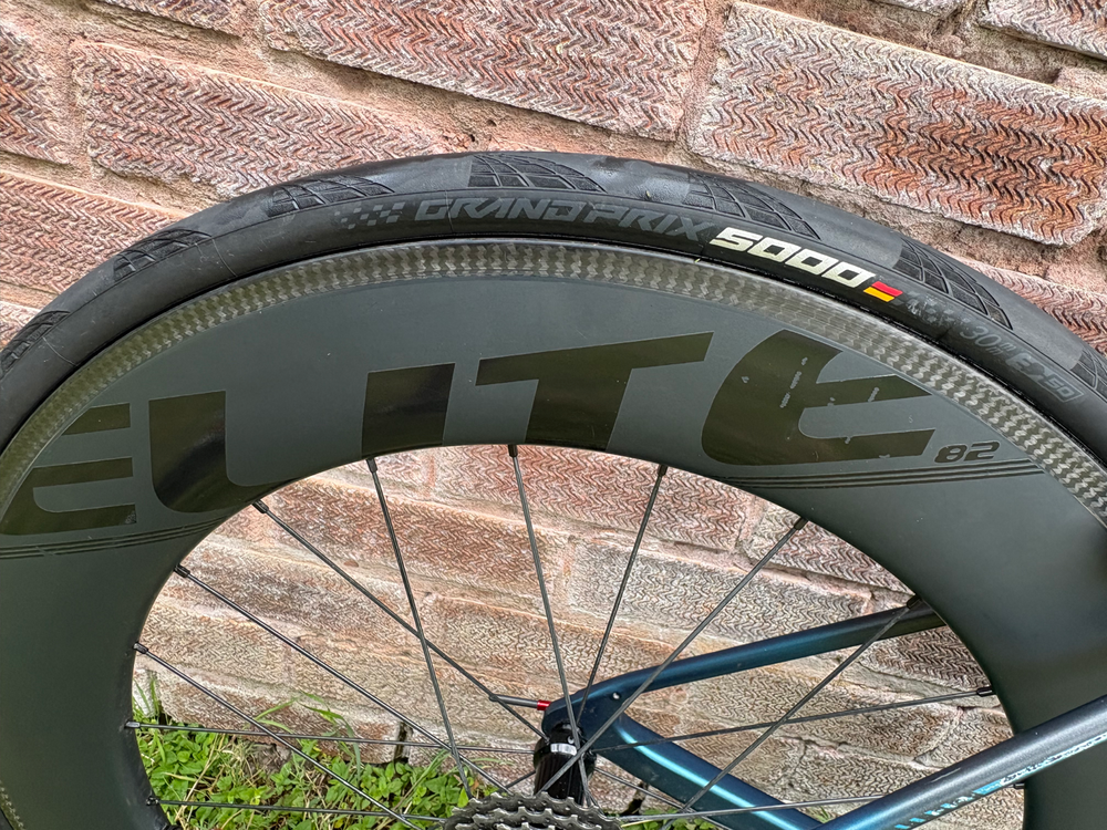 Boardman SLR 8 9 Carbon 2025