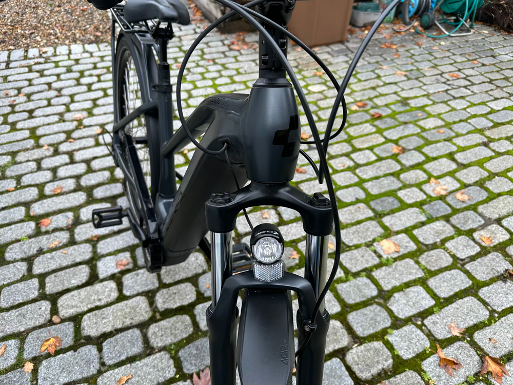 Cube kathmandu hybrid one 500 iridium n black trapeze 46cm XS 2020