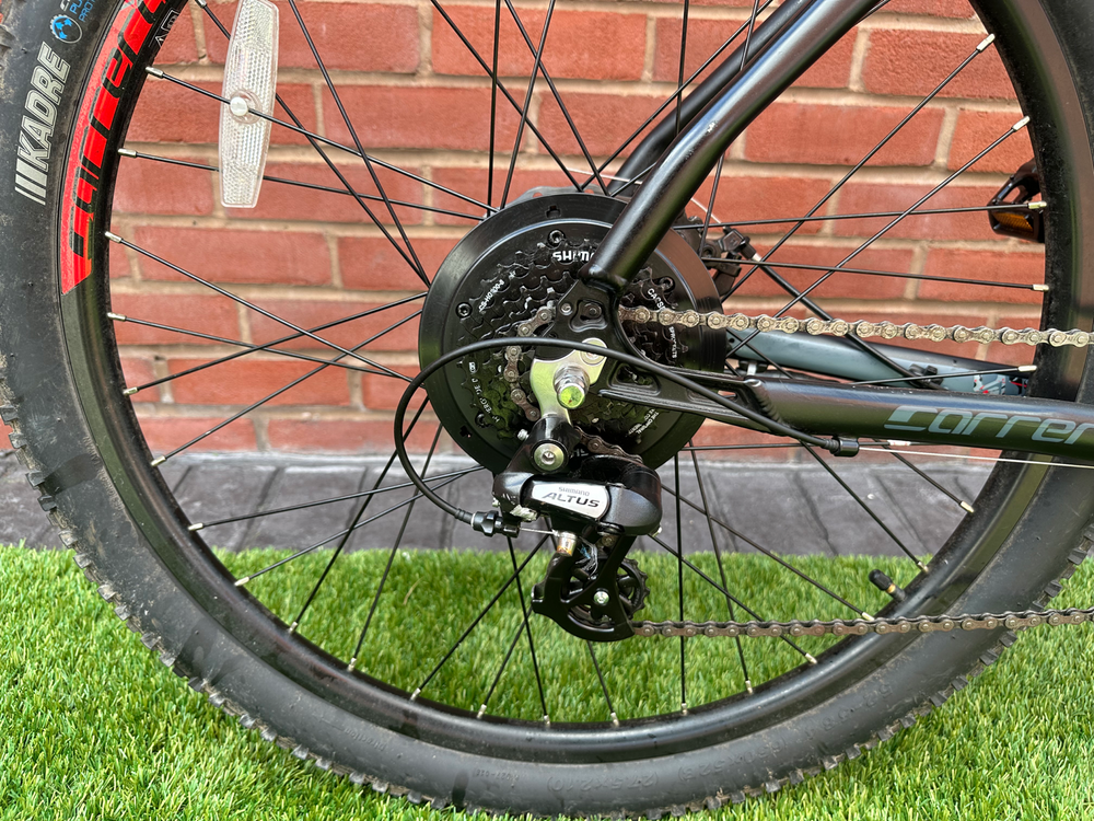 Carrera Vengeance-E Pro 2025