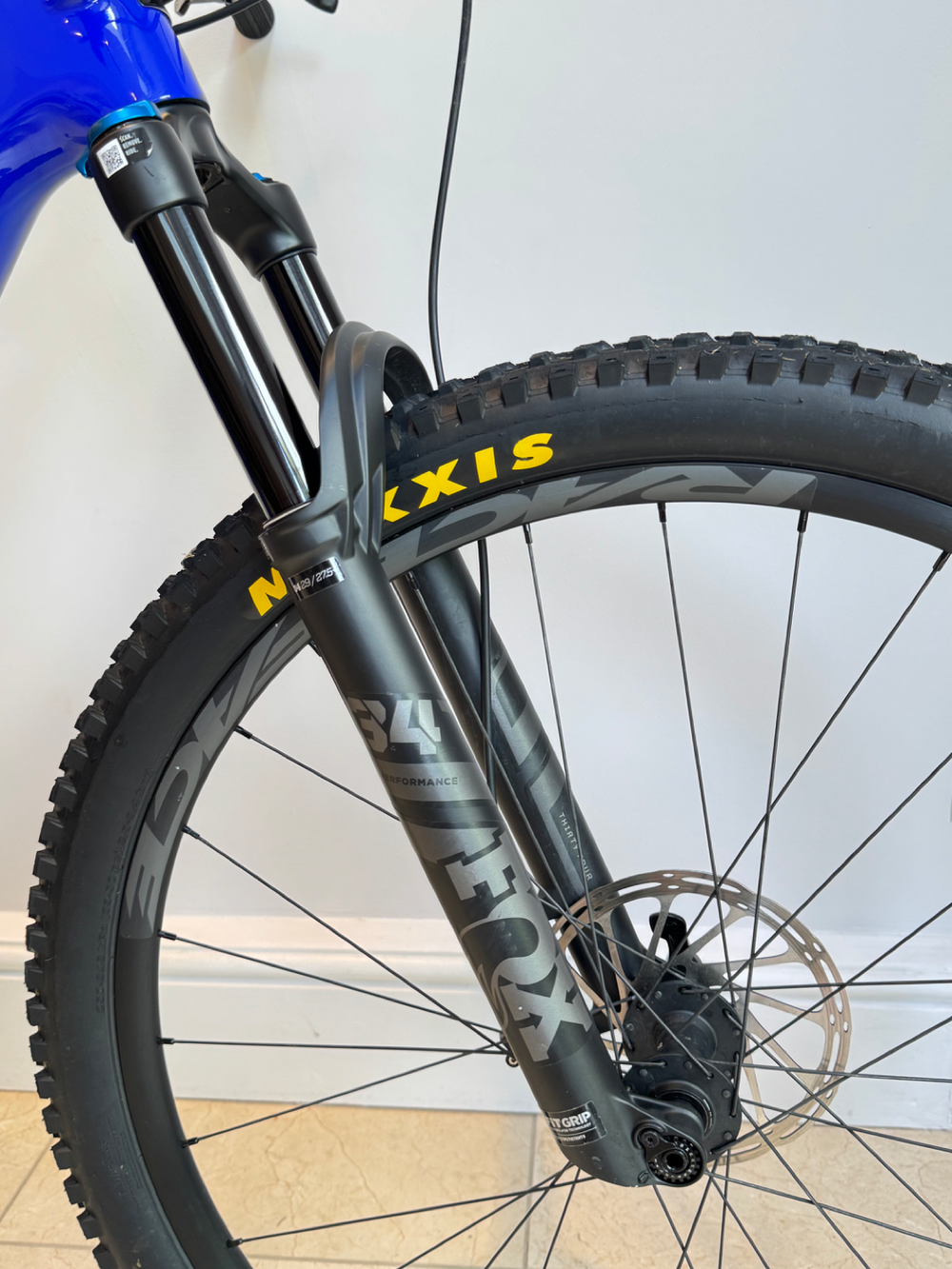 Santa Cruz TALLBOY S / Carbon C 2023