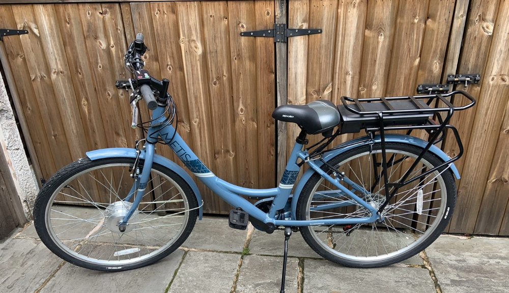 Apollo Metis Womens Electric Hybrid Bike 2021